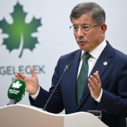 Davutoğlu: İstesek siyasi denklemi bir hamlede değiştiririz