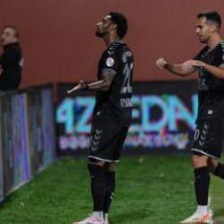 Kocaelispor, Pendikspor'u Mendes'le yıktı