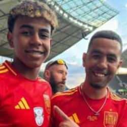 Şok olay! Dünyaca ünlü yıldız futbolcunun babası bıçaklandı