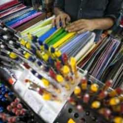 Ticaret Bakanlığı ekipleri Bursa'da kırtasiye ve zincir marketleri denetledi