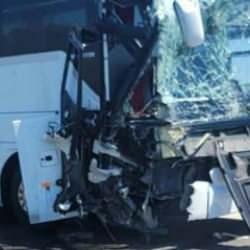 Yolcu otobüsü kaza yaptı: Yaralılar var!