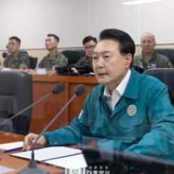 Güney Kore Devlet Başkanı'ndan Kuzey Kore’ye gözdağı