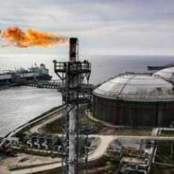 Küresel LNG anlaşmaları kapsamındaki gaz miktarı ilk 6 ayda 40 milyon tona yükseldi