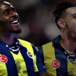 Fenerbahçe'de 2 yıldızın menajeri kulübe çağrıldı!