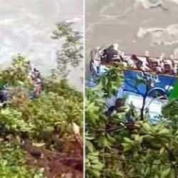 Nepal'de otobüs nehre uçtu: Çok sayıda ölü var