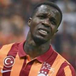 Wilfried Zaha'dan sitem dolu s&ouml;zler!