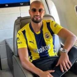 Fenerbahçe yeni transferi İstanbul'a geldi!