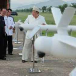 Kim Jong-un yeni İHA testlerini izledi