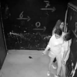 Korkmak i&ccedil;in para &ouml;dedi! Korkusundan bayıldı