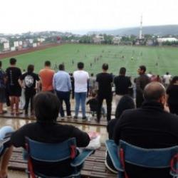Süper Lig maçı değil, mahalle maçı: 15 bin kişi izledi