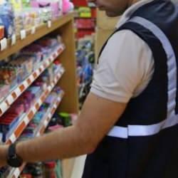 Ticaret Bakanlığının denetimleri sayesinde okul alışverişinde "g&uuml;vensiz" &uuml;r&uuml;n azalıyor