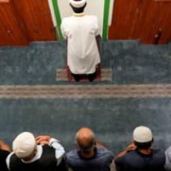 Cami inşaatı durdurulunca köy halkı kilisede namaz kılmaya başladı