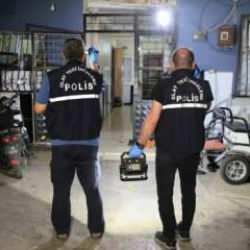  Evinde uyurken kurşun yağmuruna tutuldu!