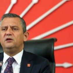 CHP'de yeni kriz! Parti için savaşta Özgür Özel direniyor