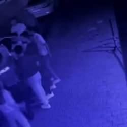 Esenyurt'ta bi suç makinesi polise silah çekti, bir kurşunla yere mıhlandı