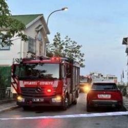 Maltepe&rsquo;de kimyasal madde paniği: Sokak trafiğe kapatıldı