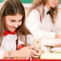 Okullarda cep telefonu ve tablet kullanımı yasaklandı mı? MEB açıkladı