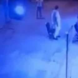 Sokak ortasında infaz! Sokak ortasında genç adama kurşun yağdırdılar...