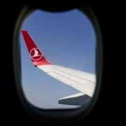 T&uuml;rk Hava Yolları u&ccedil;ağı t&uuml;rb&uuml;lansa girdi: 6 yaralı