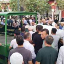 1 TL indirim i&ccedil;in &ouml;ld&uuml;r&uuml;len baba ve kız son yolculuğuna uğurlandı