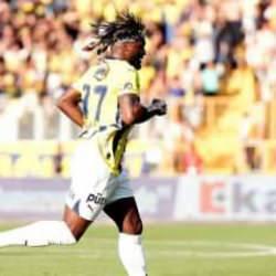 Allan Saint-Maximin siftah yaptı