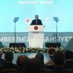 Cumhurbaşkanı Erdoğan: İzinden gittiğimiz tek insan Resulullah Efendimizdir