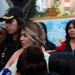 Duruşmada olay &ccedil;ıktı! Nihal ve Bahar Candan birbirine girdi: 'Ayarsız kız'