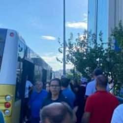 E-5 Karayolunda iki İETT otobüsü çarpıştı! Büyük panik yaşadı