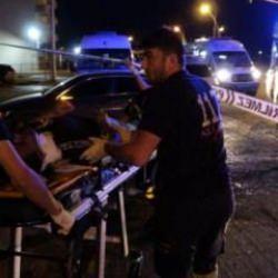 İşçi servisi kaza yaptı: Ölü ve yaralılar var