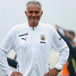 Jose Mourinho rekor peşinde!