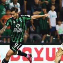Manisa FK, Kocaeli engelini 2 golle aştı