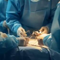 Skandal iddia: YouTube'dan bakıp ameliyat edip öldürdü...