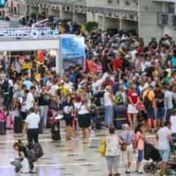 Antalya Havalimanı'nda rekor: Yolcu trafiği 26 milyonu aştı