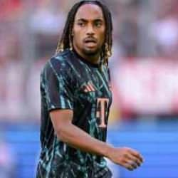 Bayern Münih'te Sacha Boey depremi