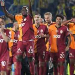 Galatasaray 15 yıl sonra tekrar başardı