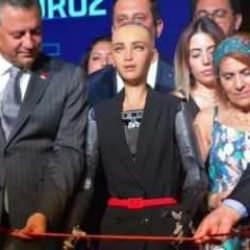 İşçilere maaş vermeyen CHP'den robota yevmiye!