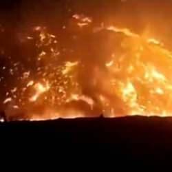 İsrail'in bombaladığı L&uuml;bnan alev topuna d&ouml;nd&uuml;!