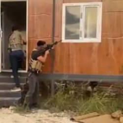 Konteynerde uyuşturucu ticaretine 2 g&ouml;zaltı