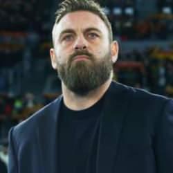 Roma'da Daniele De Rossi ile yollarını ayırdı