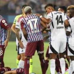 Trabzonspor, ırkçı paylaşımlar için harekete geçti