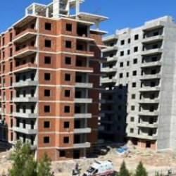 &Ccedil;alıştığı inşaattan d&uuml;şen 14 yaşındaki Fırat, ağır yaralandı