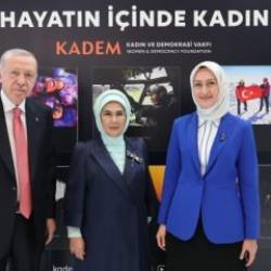 Cumhurbaşkanı Erdoğan ve eşi Emine Erdoğan, New York’ta KADEM’in fotoğraf sergisini gezdi