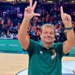 Ergin Ataman'dan Fenerbahçelileri kızdıracak hereket!