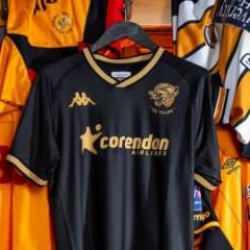 Hull City’nin 120. yılına özel forma