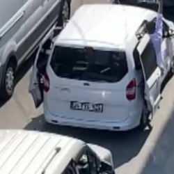 İstanbul'da d&uuml;ğ&uuml;n konvoyu ter&ouml;r&uuml;: Defalarca havaya ateş a&ccedil;tılar!