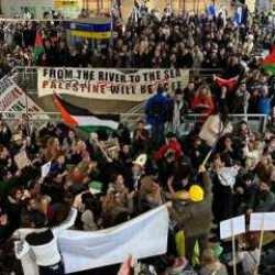 &lsquo;Nehirden denize&rsquo; Alman engeli! Sloganı paylaşan vatandaşlık alamayacak