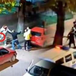 Polise ekiplerine saldırı! 'Seni yazdım' diyerek tehdit ettiler! 3 polis yaralı