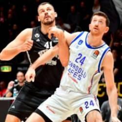 Anadolu Efes sezonu galibiyetle açtı!