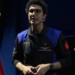 Astronot Tuva Cihangir Atasever, TEKNOFEST'te gençlerle buluştu