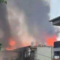 Ataşehir'de bina yangını! Çok sayıda ekip bölgede!